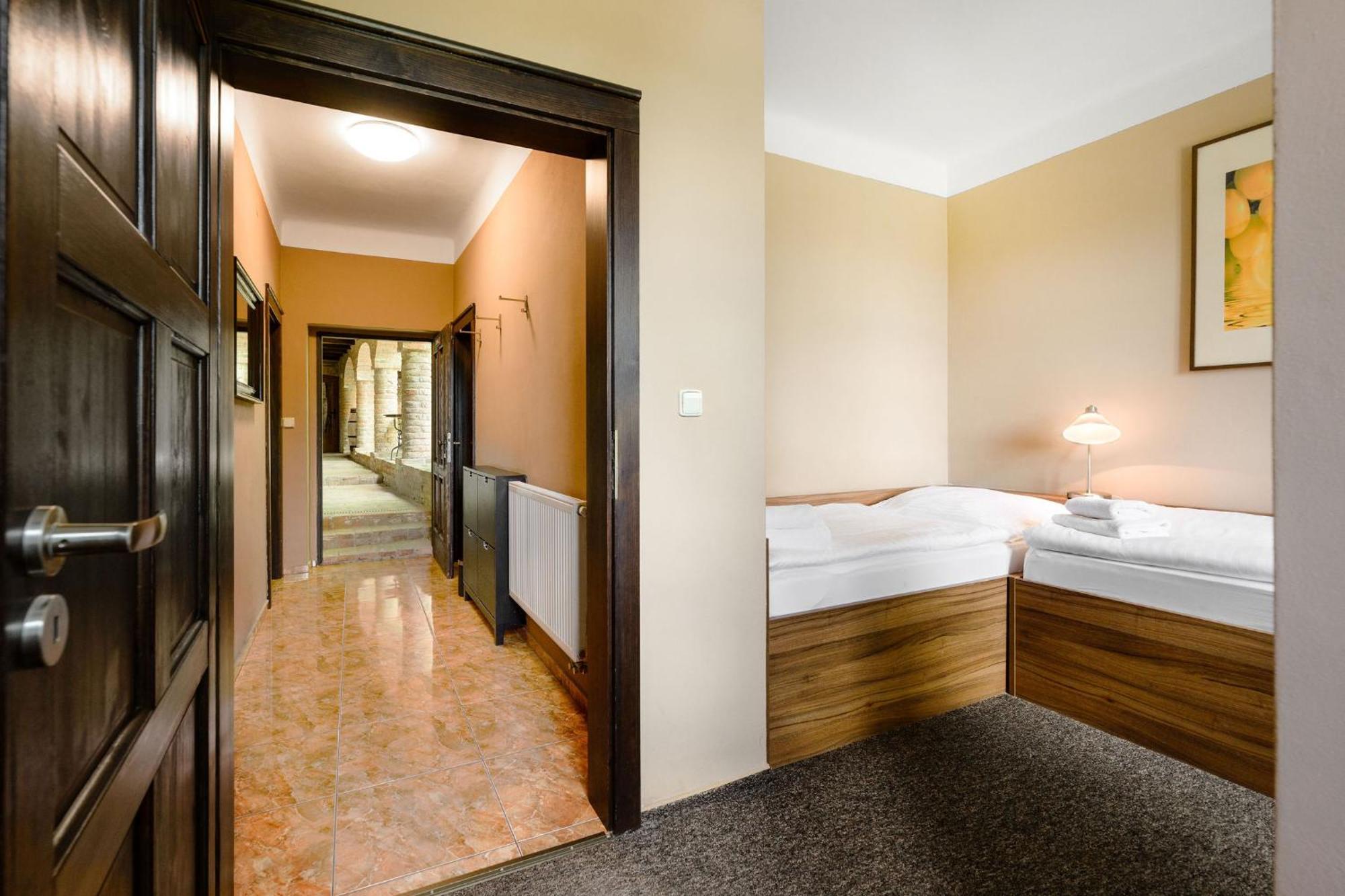 Úvaly Villa Daniela מראה חיצוני תמונה